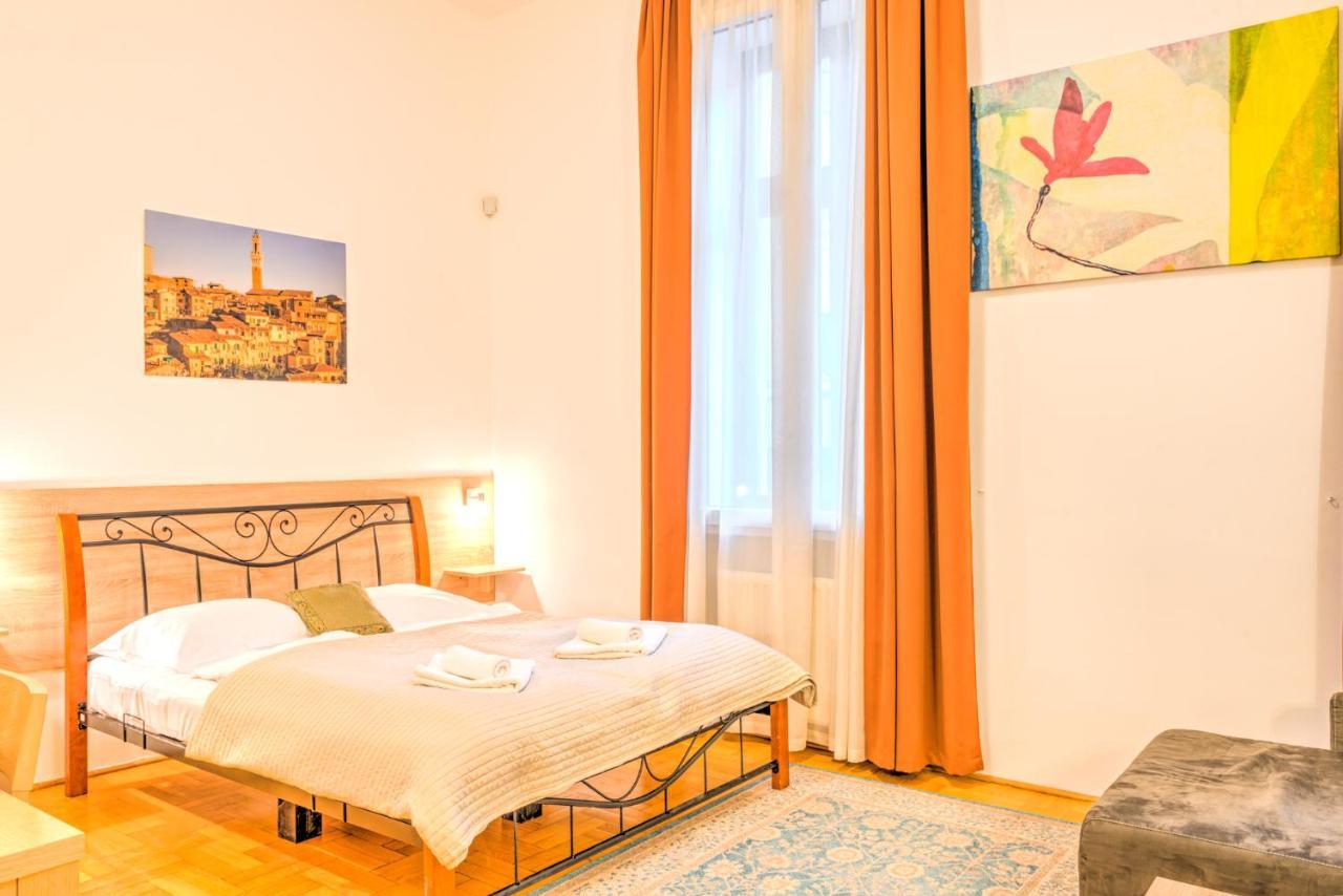 Central Apartments Budapeşte Dış mekan fotoğraf